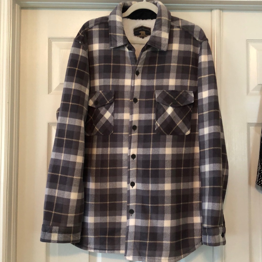Men’s XL Freedom Foundry Dry Goods Co. button up!